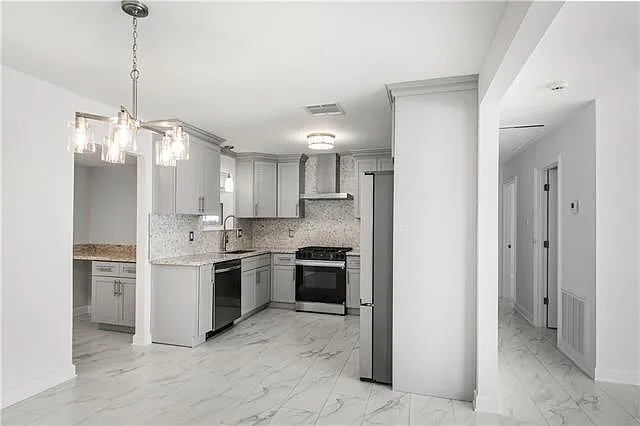 1509 Taft Park — Photo 7
