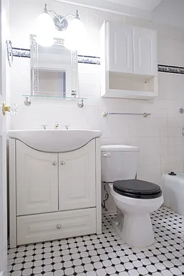 Sold by Carol Quatrone | media 4