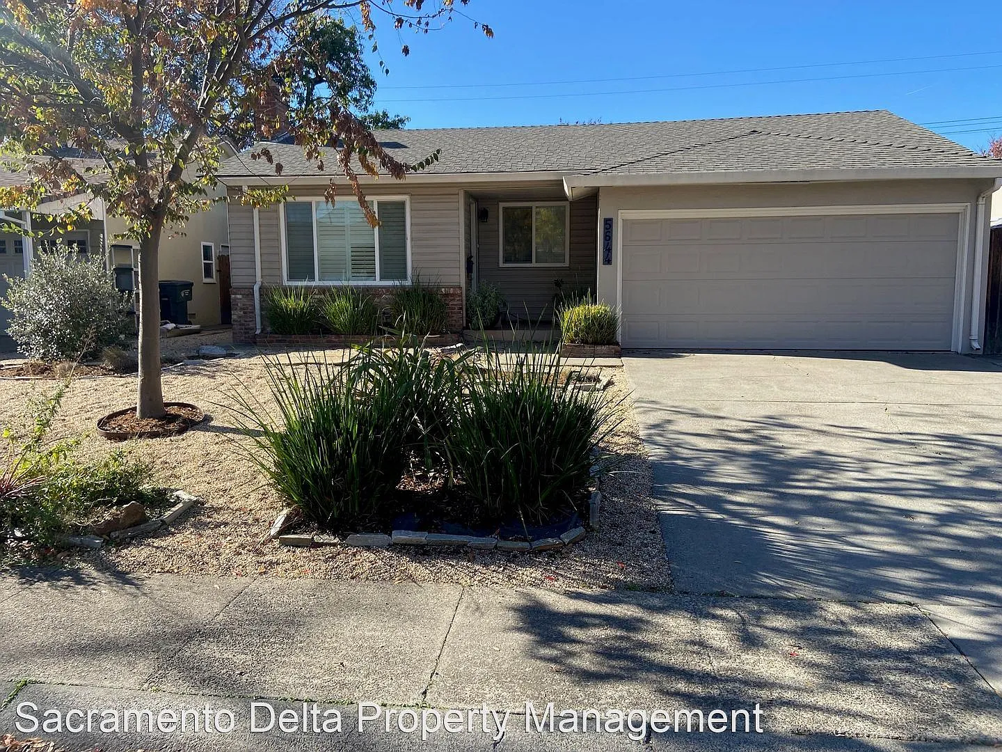 5644 Jacks Ln photo 1