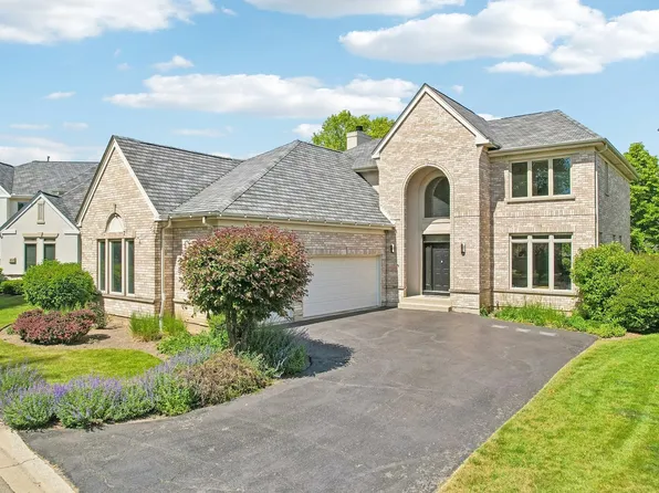 42 Holabird Loop, Highwood, IL 60040