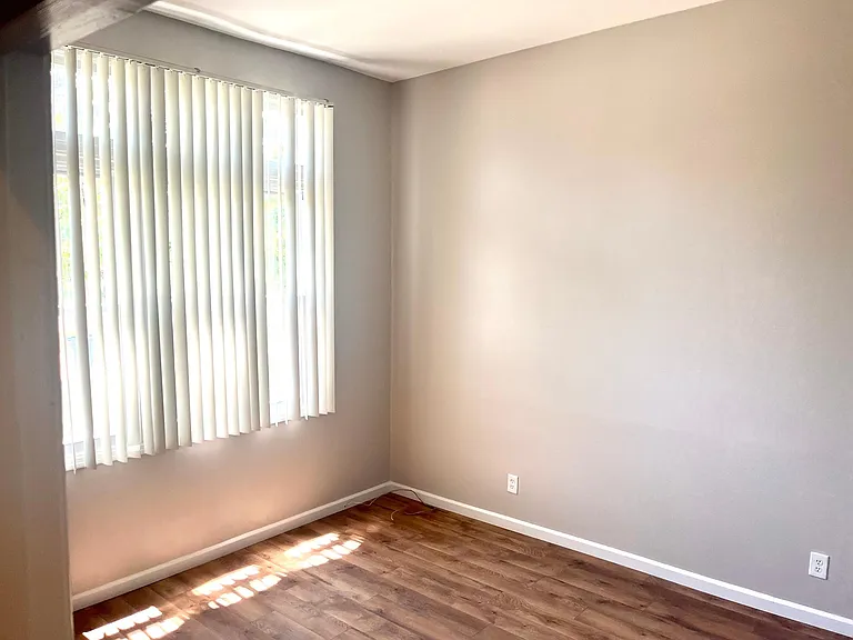 1116 Rutger St #B — Photo 9