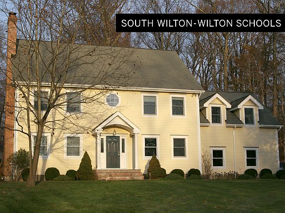 South Wilton, Wilton Schools