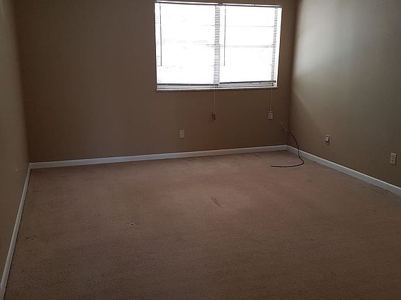 2nd image of 302 S David Ln APT 3