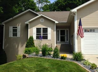 1060 Schmidt Way, Traverse City, MI 49696