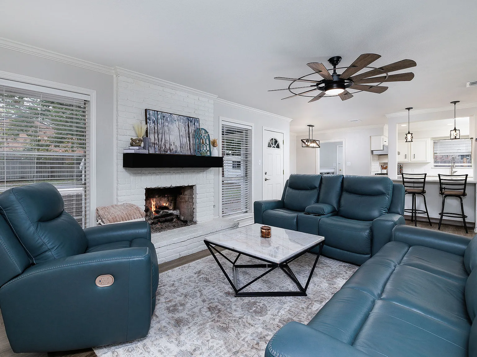 4 bed, 2148 sqft, $5,500 — Photo 1