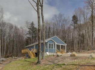 579 Beach Pond Rd, Wolfeboro, NH 03894