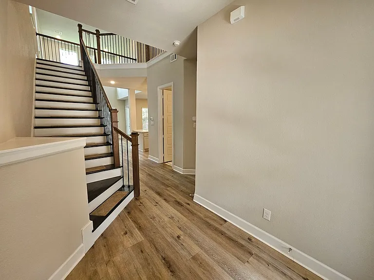 8045 Emerald Rock Dr — Photo 5