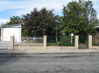 1059 Shadow Ln, San Fernando, CA 91340