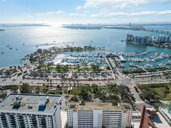 33 S Gulfstream Ave Unit 402, Sarasota, FL 34236