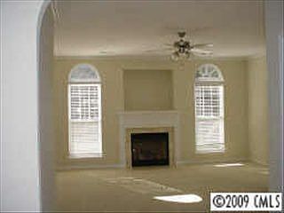 4th image of 636 Goldflower Dr