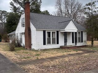 631 Berger Rd, Paducah, KY 42003