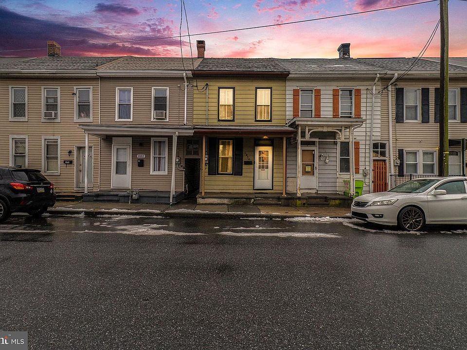 1st image of 1034 Guilford St