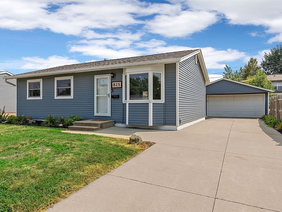 1st image of 825 Valleyview Dr