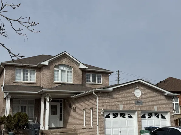 82 Castlehill Rd, Brampton, ON L6X 4C8
