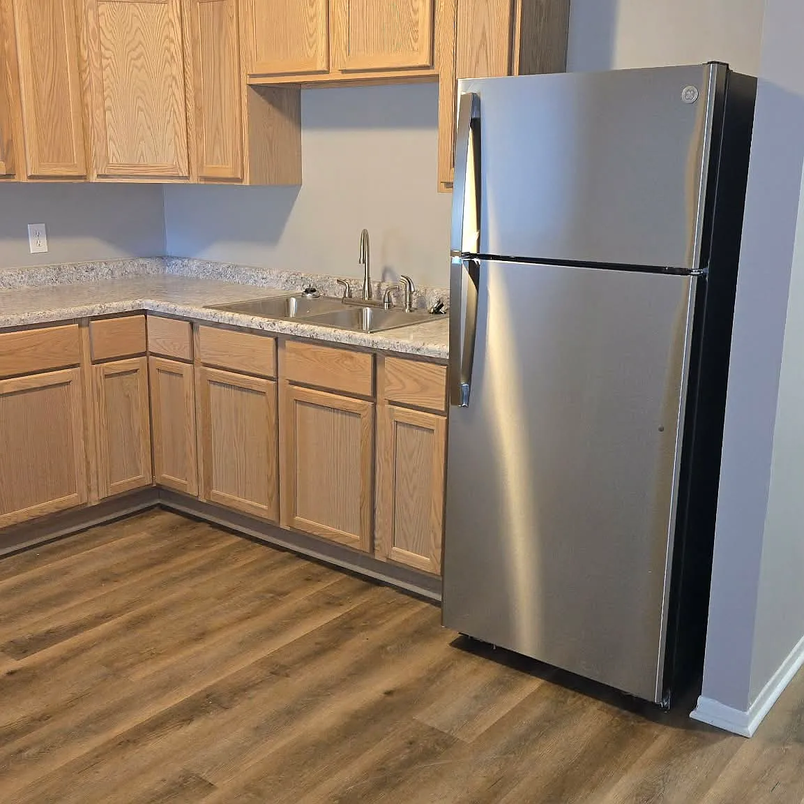 2 bed, 700 sqft, $1,150 — Photo 3