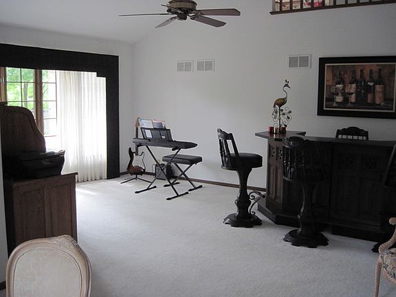 5th image of 14354 Crystal Tree Dr