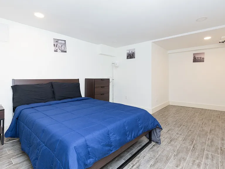 2038 5th Ave #1B — Photo 7