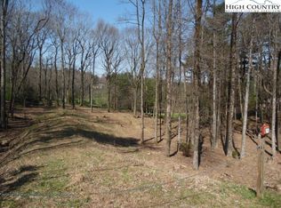 Country Club Rd, Roaring Gap, NC 28668