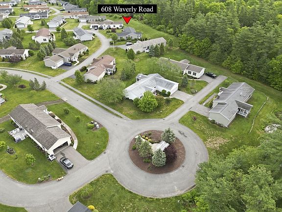 4th image of 608 Waverly Rd