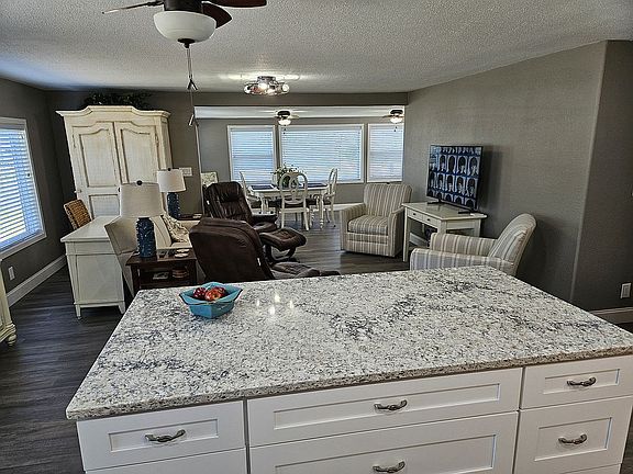 Open Kitchen/Living/Dining
