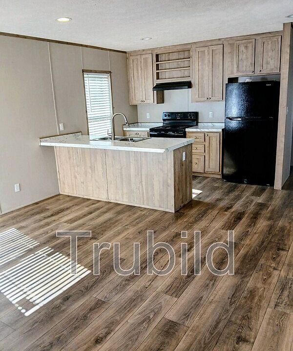 2nd image of 1851 Blake St