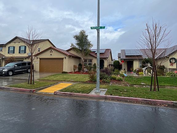 2nd image of 1731 Mighty Oak Dr