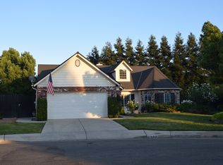280 W Loyola Ave, Clovis, CA 93619