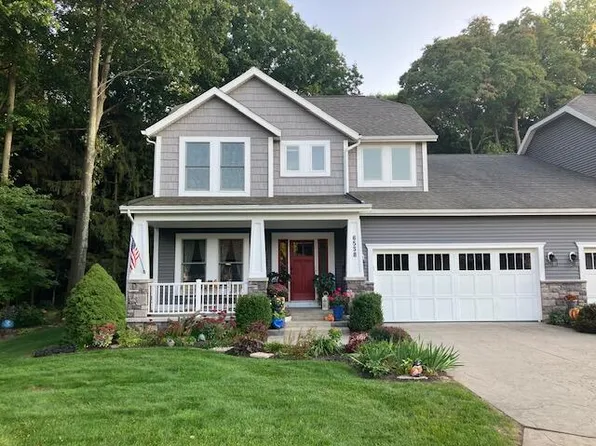 6538 Old Singapore Trl, Saugatuck, MI 49453