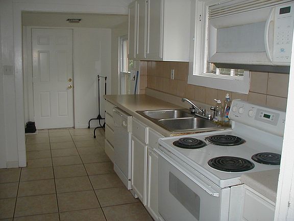2nd image of 8114 Shellbark Ave
