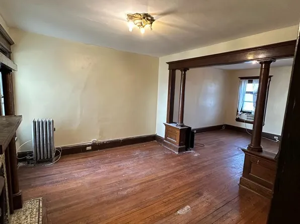 1003 Lodi St APT 2, Syracuse, NY 13203