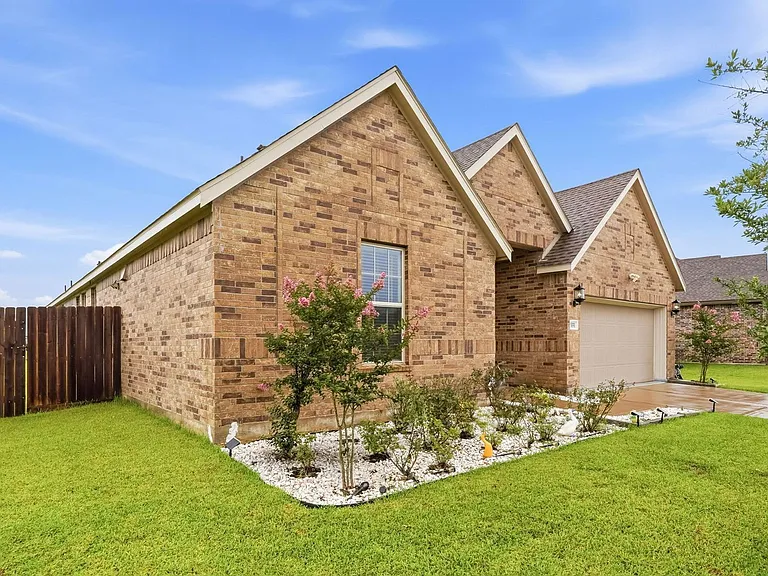 15551 Blue Lake Dr — Photo 3