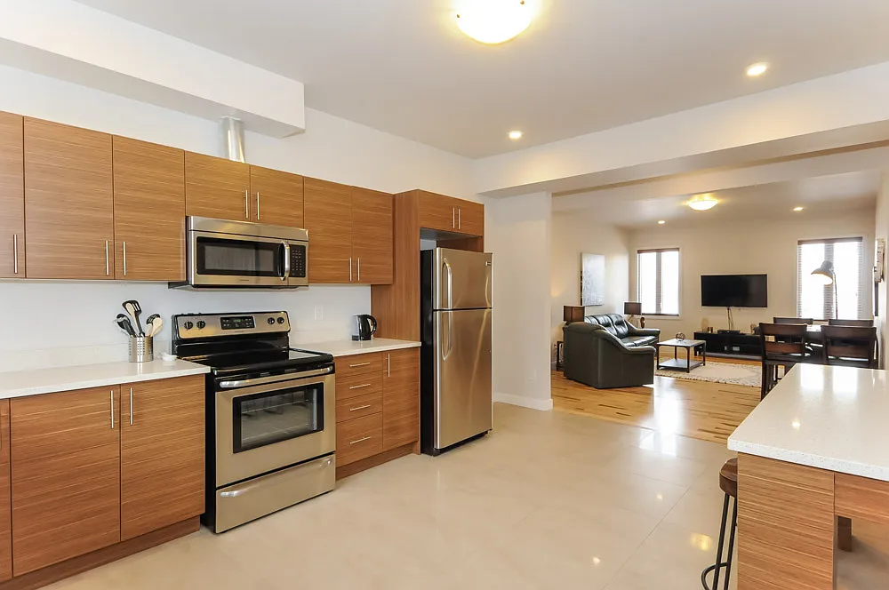 44 Ontario Street — Photo 4