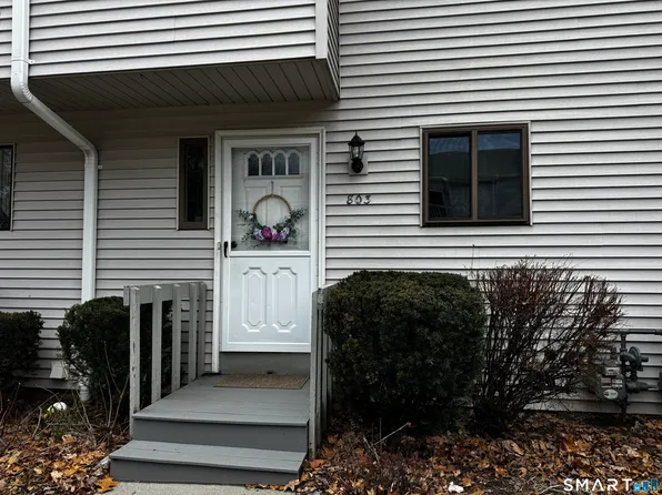 803 Timber Lane #803, Canton, CT 06019