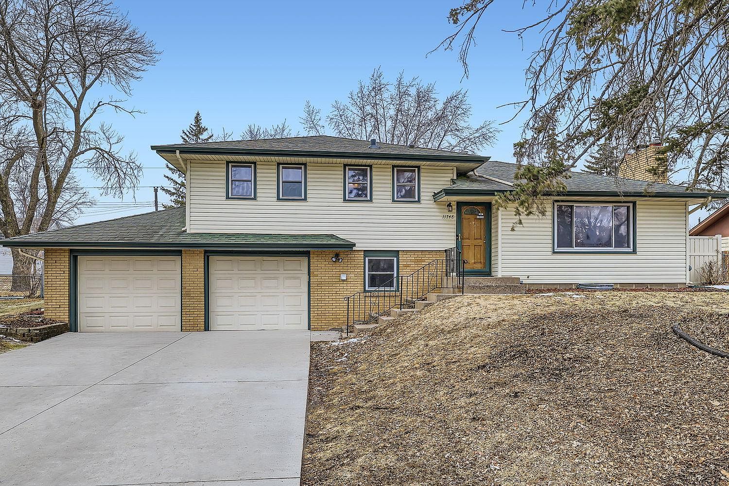 11748 Crocus St NW, Coon Rapids, MN 55433 | Zillow