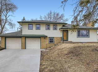 11748 Crocus St NW, Coon Rapids, MN 55433