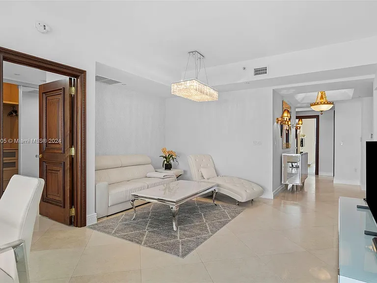 17875 Collins Ave #702 — Photo 12