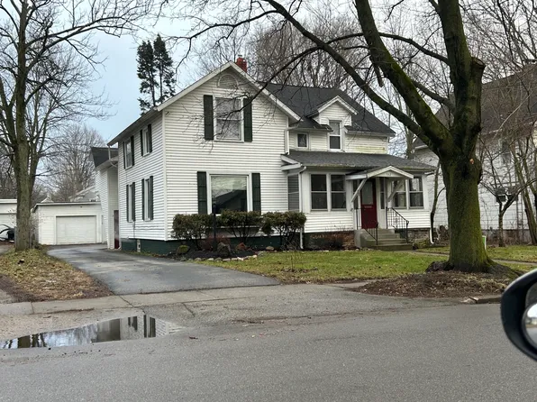 532 Oak St #1, Niles, MI 49120