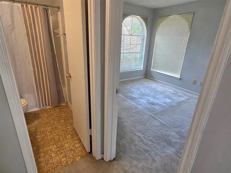 67 E Park West Dr — Photo 18