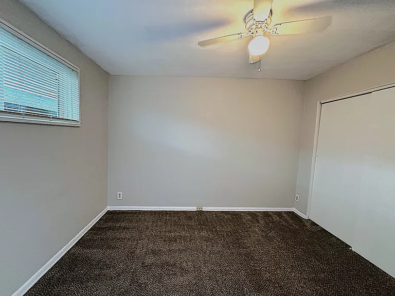 102 W Ida Ave #8 — Photo 5