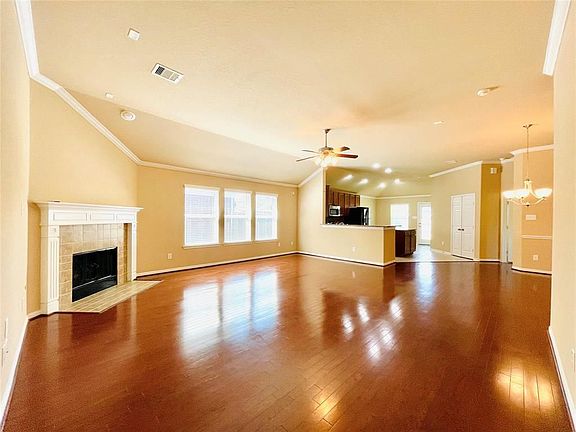 4th image of 30065 Birchcreek Ln