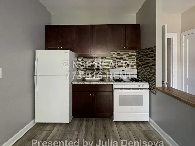 5670.5 N Ridge Ave #1H — Photo 1