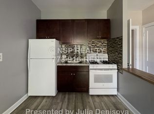 5670.5 N Ridge Ave #1H, Chicago, IL 60660