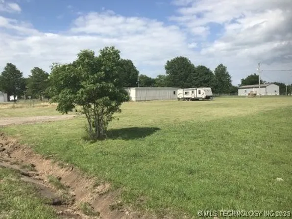 114367 S 4208th Rd, Eufaula, OK 74432