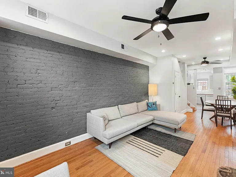 2223 12th Pl NW — Photo 9