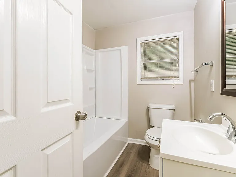 5734 Amalfi Way — Photo 12