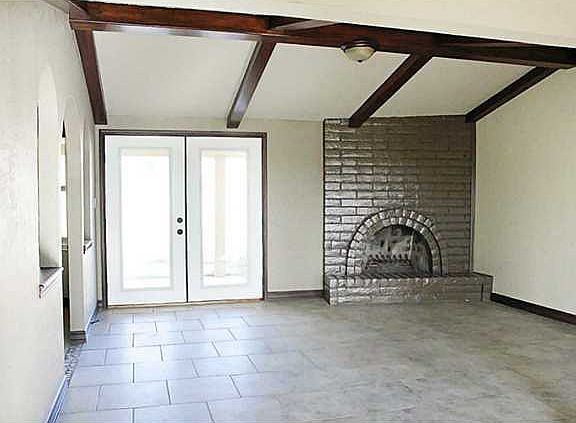4th image of 1620 Vista De Oro Dr