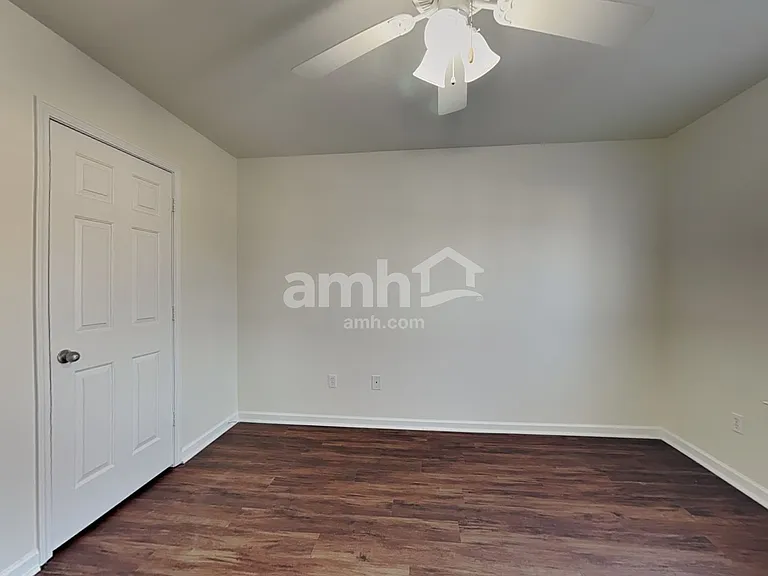 201 Cassidy Ct — Photo 16