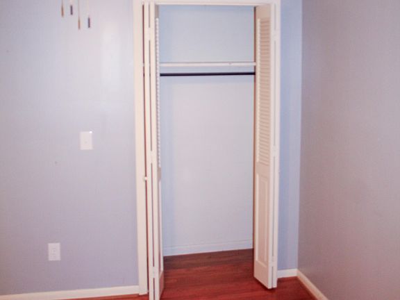 5th image of 1608 S Adams St
