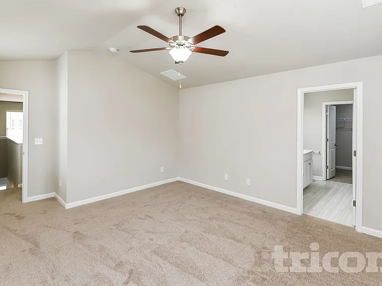205 Spring Knoll Dr — Photo 7