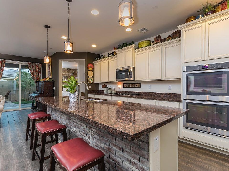 21167_W_Berkeley_Rd_05